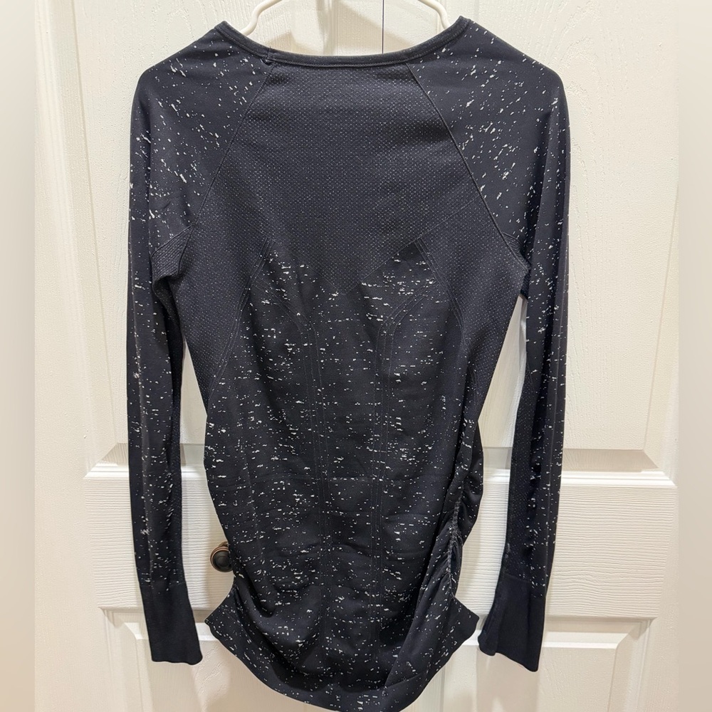 Athleta Speedlight Black and White Speckled Long Sleeve Athletic Top M - Picture 2 of 4